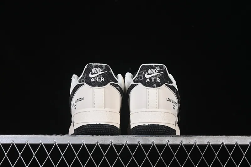 All categories Nk Air Force 1 Air Force series Nk Air Force 1 Low Air Force low-top Nike Air Force 1'07 Low LV joint black denim print Air Force 1 low-top casual sneakers SM6668-108